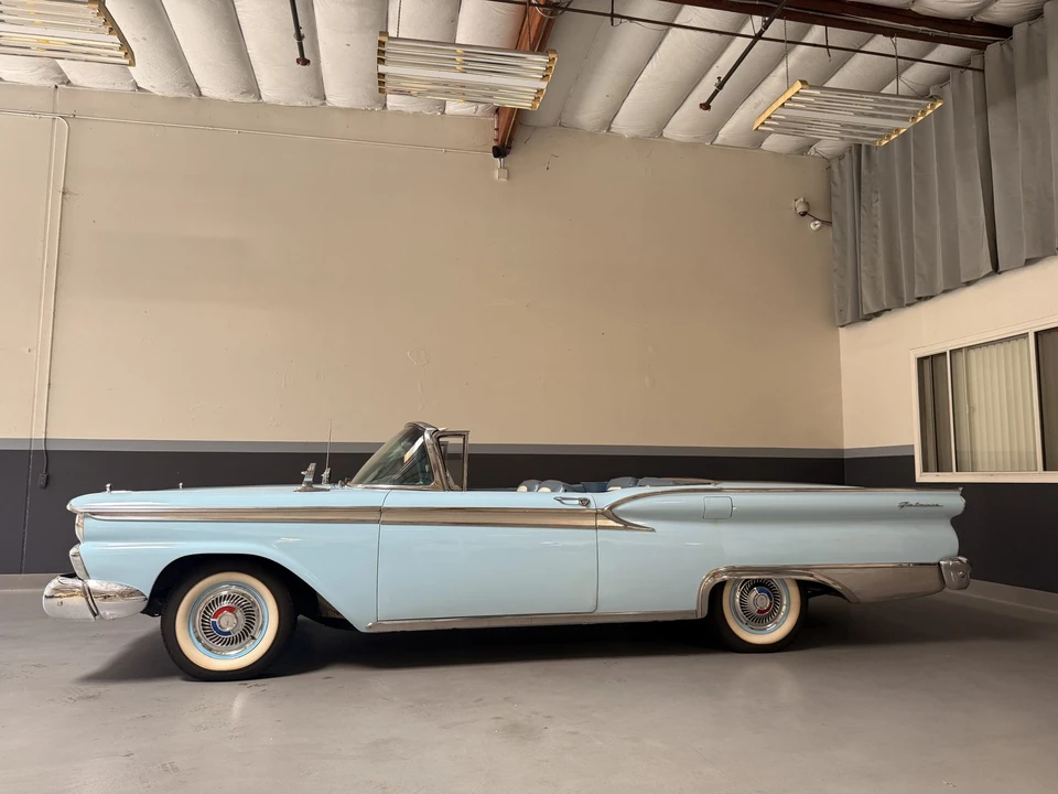 1959 Ford Fairlane 4th Gen - Image 13 of 31