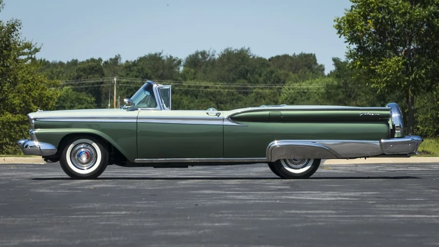 1959 Ford Fairlane 2nd Gen - Image 2 of 12