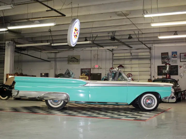 1959 Ford Fairlane 2nd Gen - Image 2 of 17