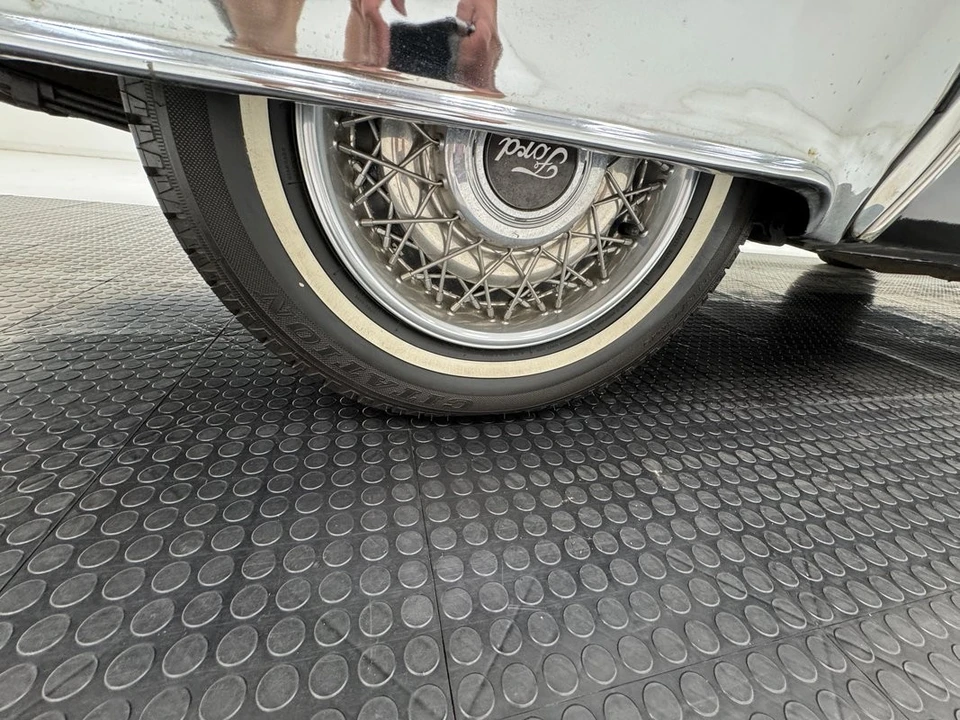 1959 Ford Galaxie 1st Gen - Image 23 of 31