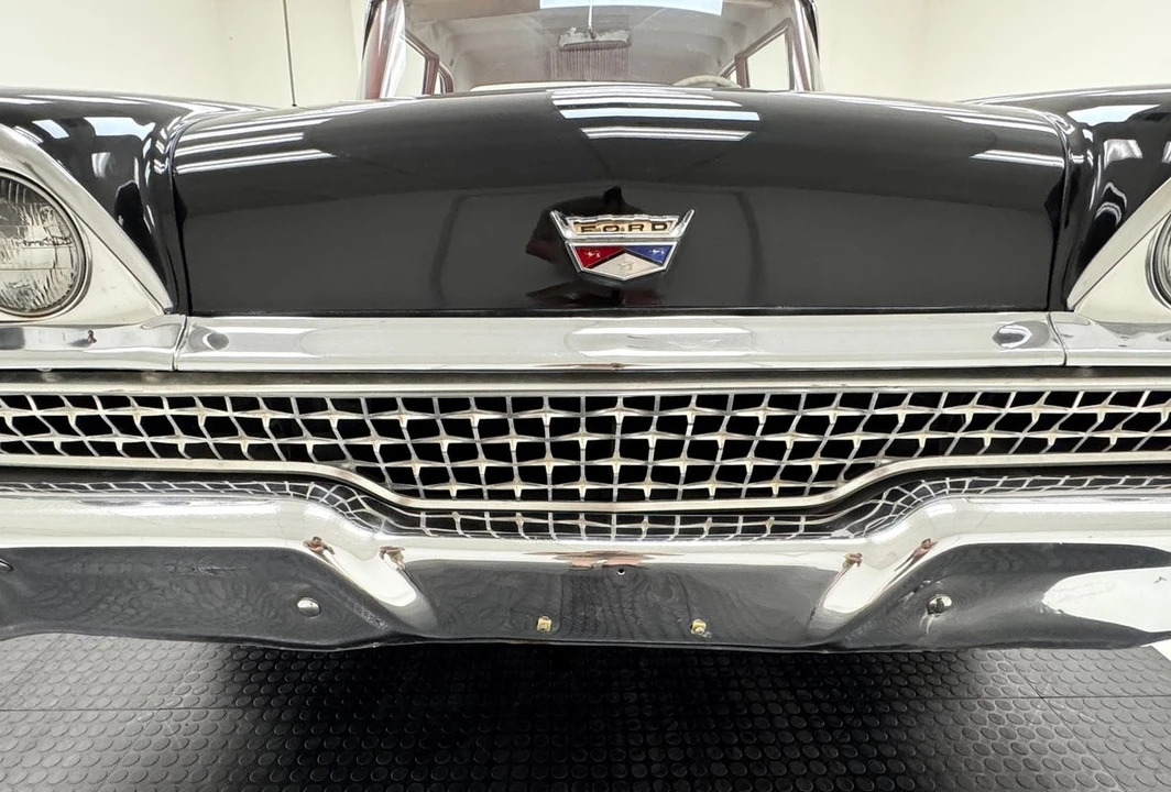 1959 Ford Galaxie 1st Gen - Image 9 of 31