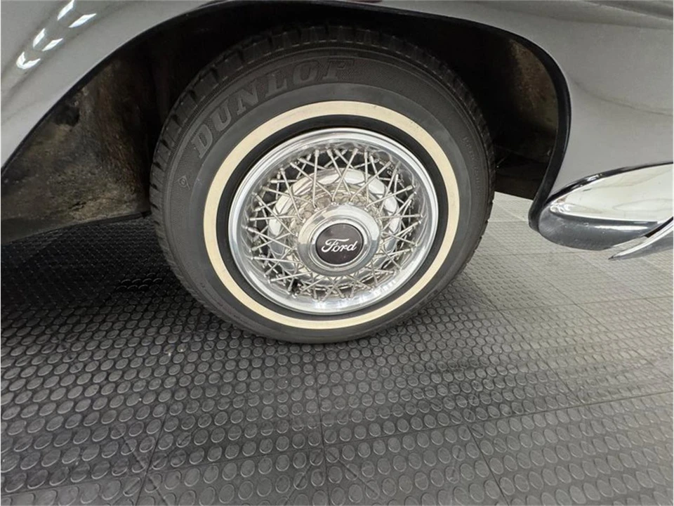 1959 Ford Galaxie 1st Gen - Image 24 of 31