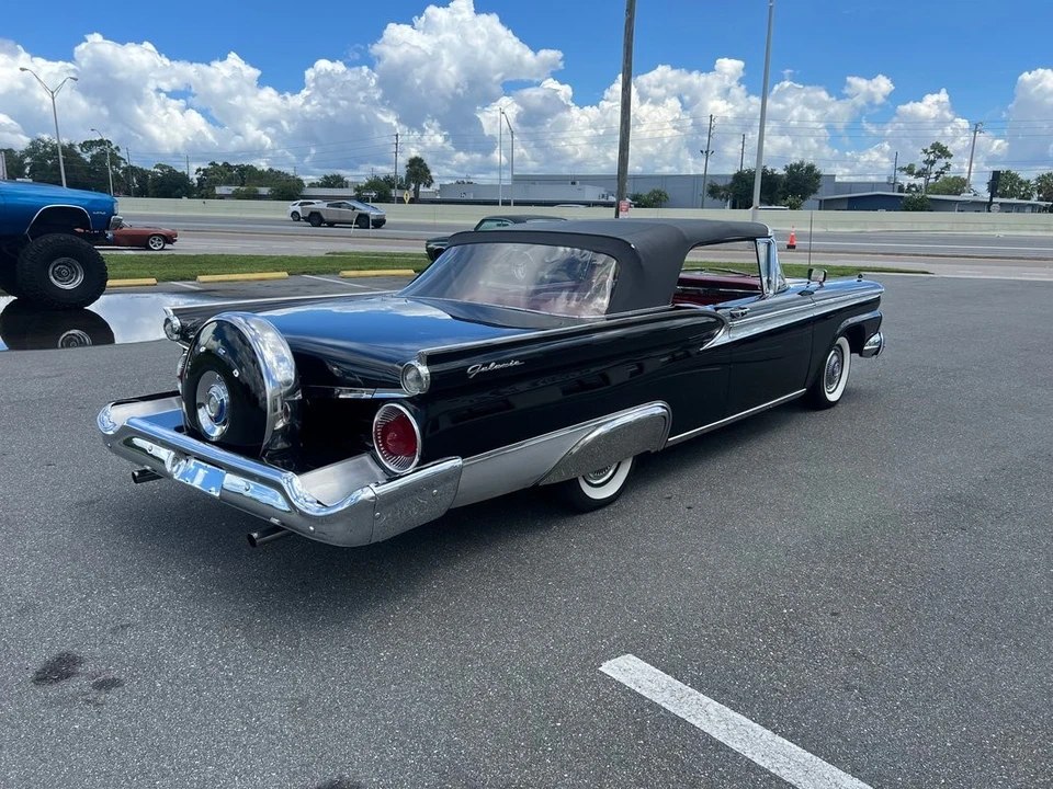1959 Ford Galaxie 1st Gen - Image 22 of 31