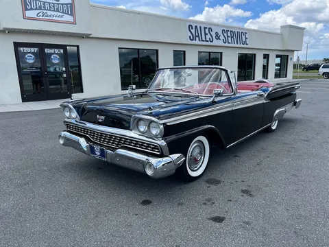 1959 Ford Galaxie Sunliner