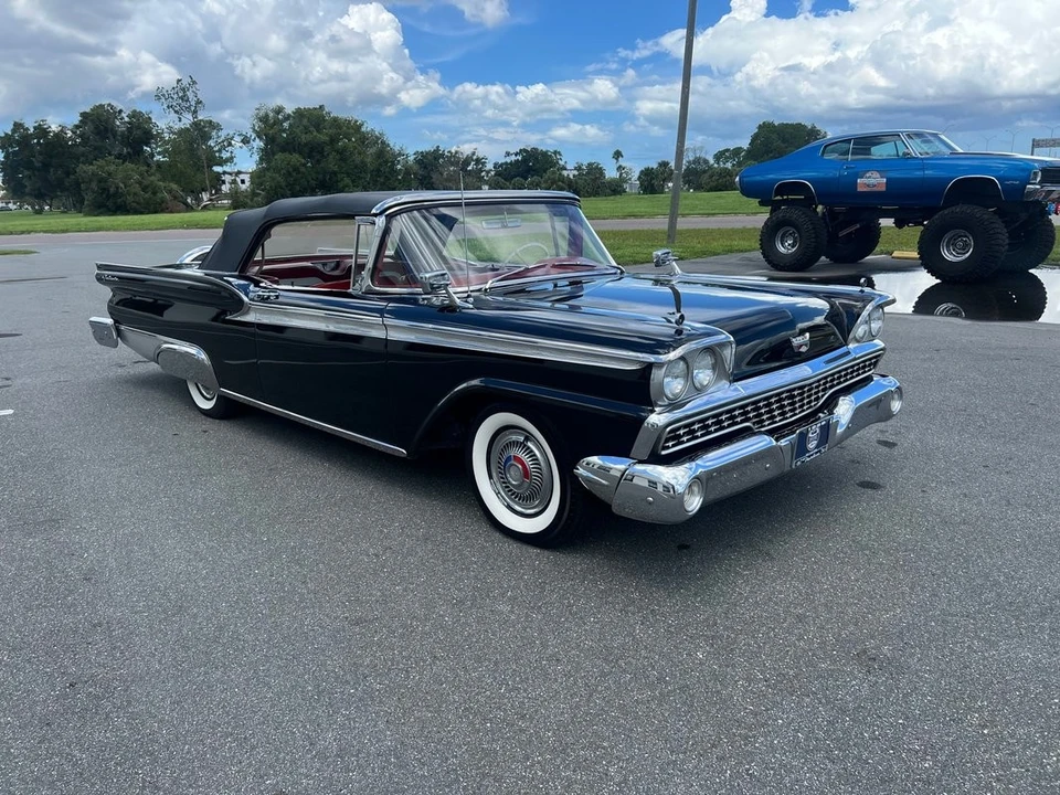 1959 Ford Galaxie 1st Gen - Image 23 of 31
