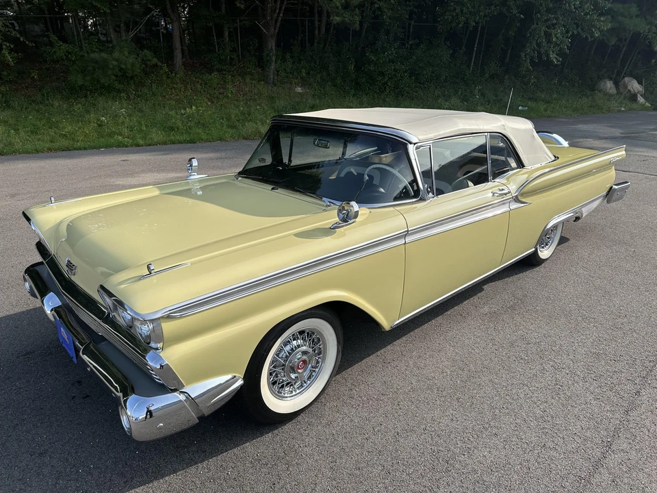 1959 Ford Galaxie 1st Gen - Image 20 of 31