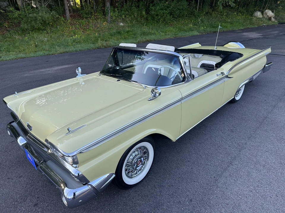 1959 Ford Galaxie 1st Gen - Image 4 of 31