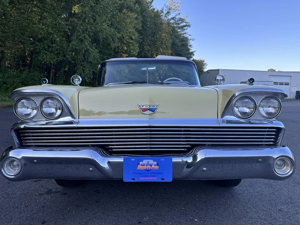 1959 Ford Galaxie 1st Gen - Image 17 of 31