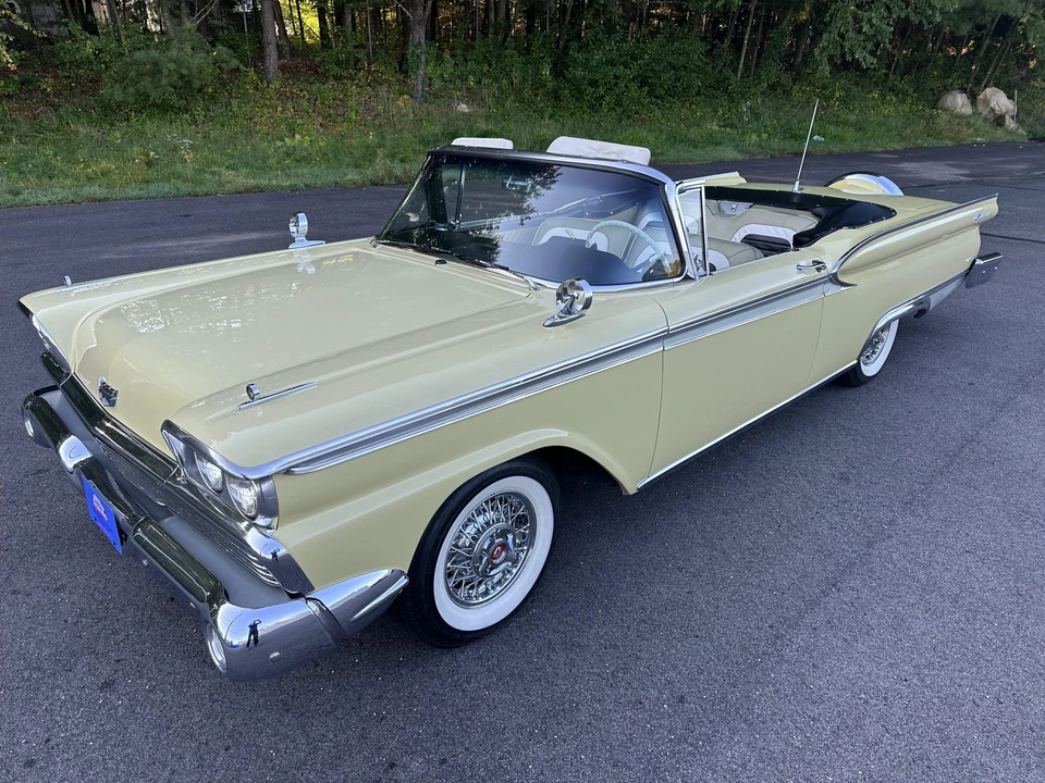 1959 Ford Galaxie 1st Gen - Image 5 of 31