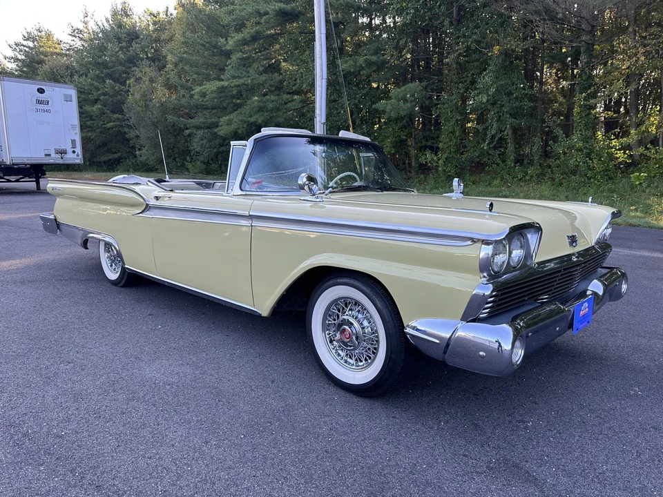 1959 Ford Galaxie 1st Gen - Image 14 of 31