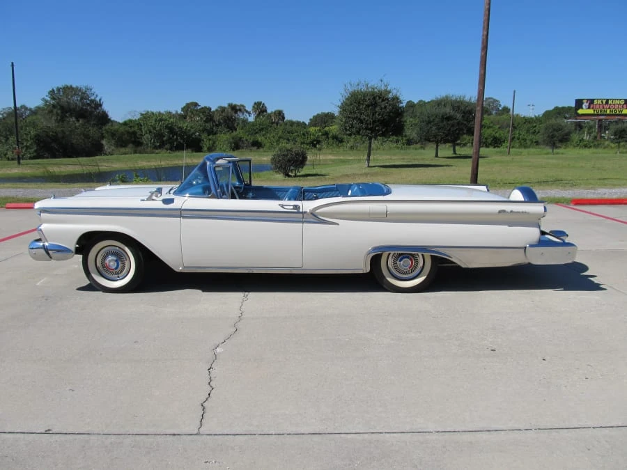 1959 Ford Fairlane 2nd Gen - Image 2 of 9