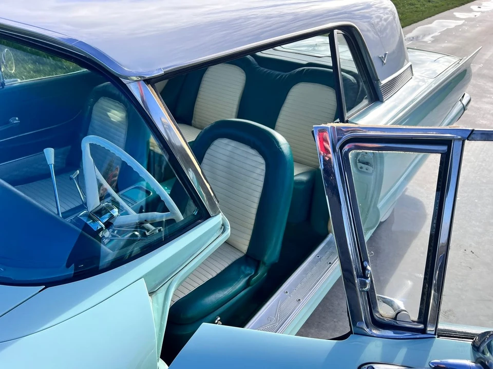 1959 Ford Thunderbird 2nd Gen - Image 24 of 30