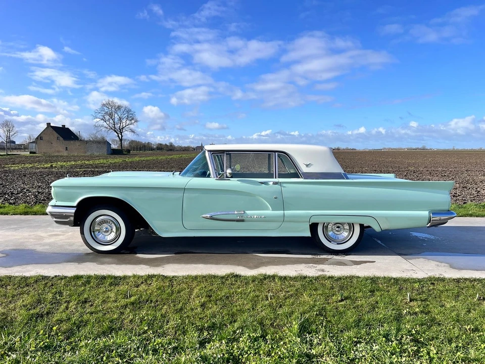 1959 Ford Thunderbird 2nd Gen - Image 12 of 30