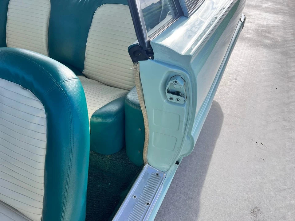 1959 Ford Thunderbird 2nd Gen - Image 25 of 30
