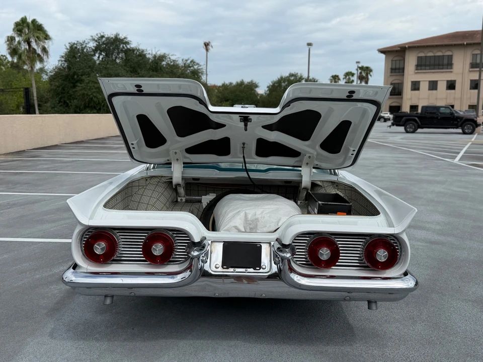 1959 Ford Thunderbird 2nd Gen - Image 28 of 31