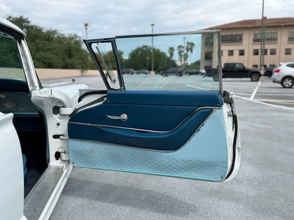 1959 Ford Thunderbird 2nd Gen - Image 31 of 31
