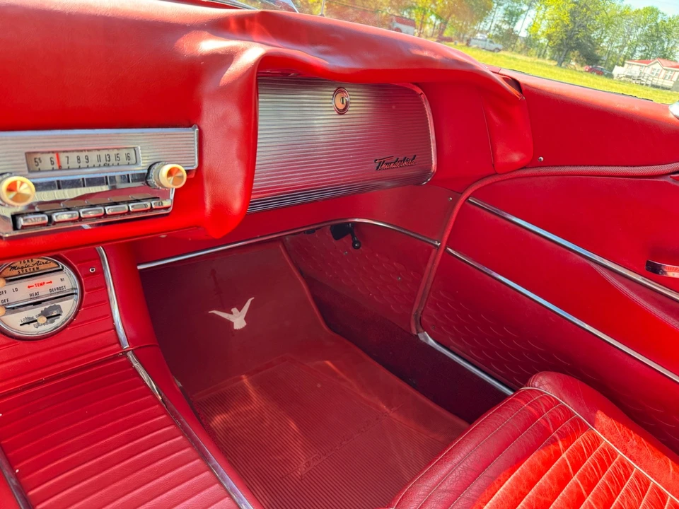 1959 Ford Thunderbird 2nd Gen - Image 11 of 30