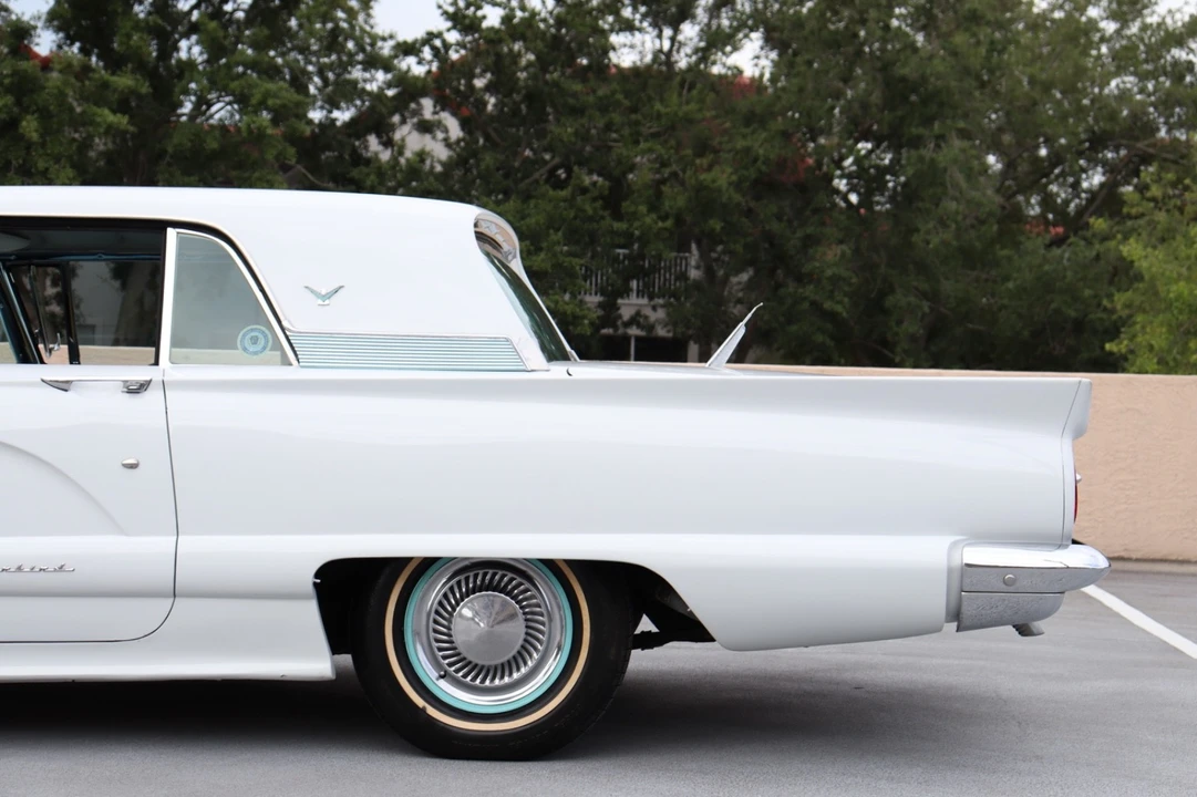 1959 Ford Thunderbird 2nd Gen - Image 4 of 31