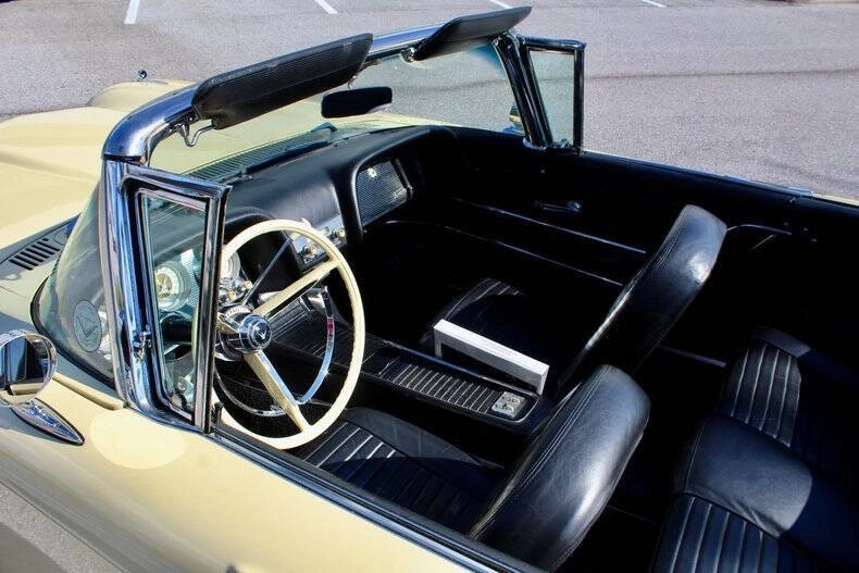 1959 Ford Thunderbird 2nd Gen - Image 11 of 21