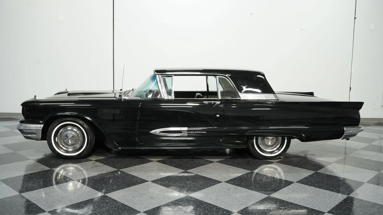 1959 Ford Thunderbird 2nd Gen - Image 3 of 12