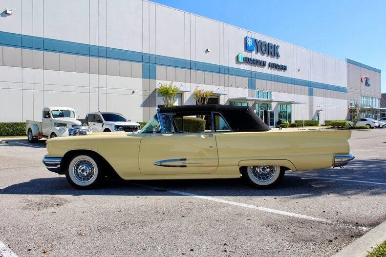 1959 Ford Thunderbird 2nd Gen - Image 20 of 21