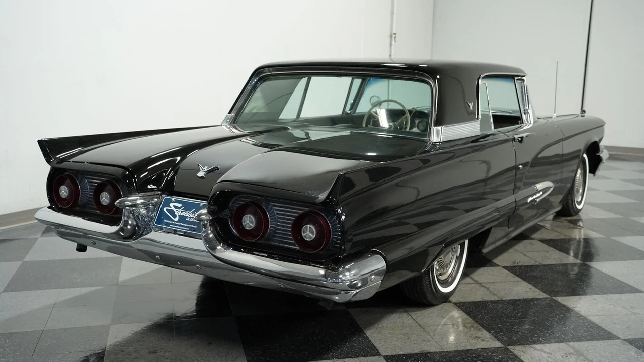 1959 Ford Thunderbird 2nd Gen - Image 11 of 12