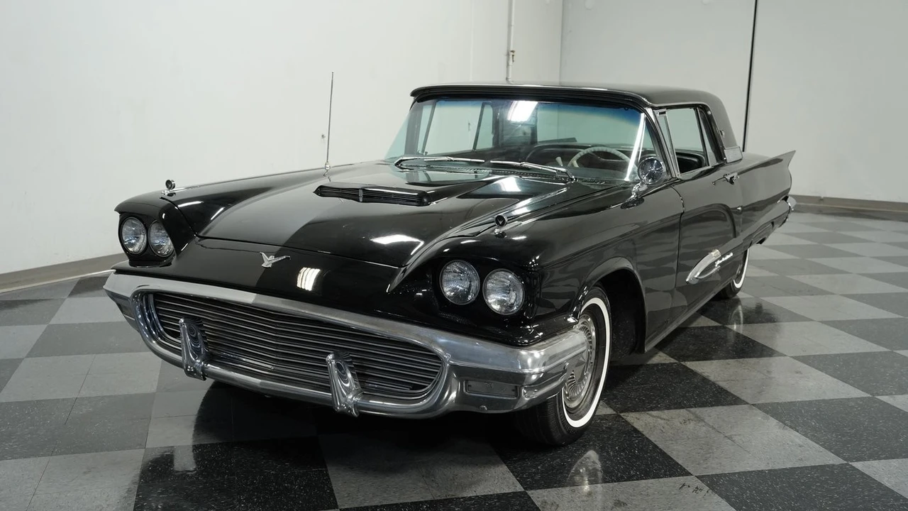 1959 Ford Thunderbird 2nd Gen - Image 16 of 21