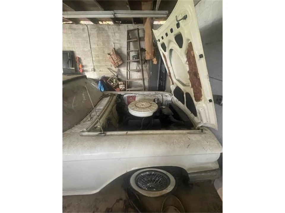 1959 Ford Thunderbird 2nd Gen - Image 16 of 17