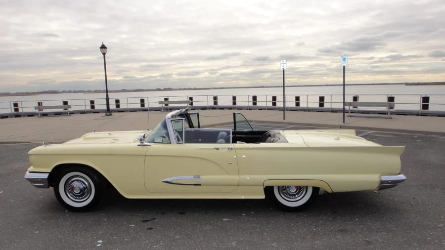 1959 Ford Thunderbird 2nd Gen - Image 11 of 12