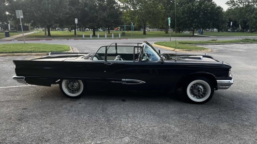 1959 Ford Thunderbird 2nd Gen - Image 13 of 31