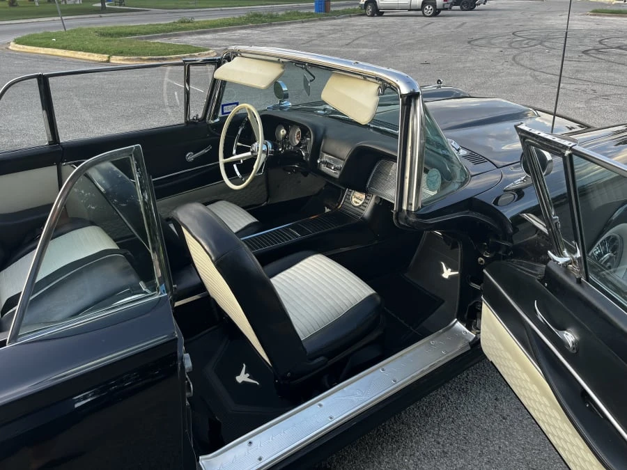1959 Ford Thunderbird 2nd Gen - Image 30 of 31