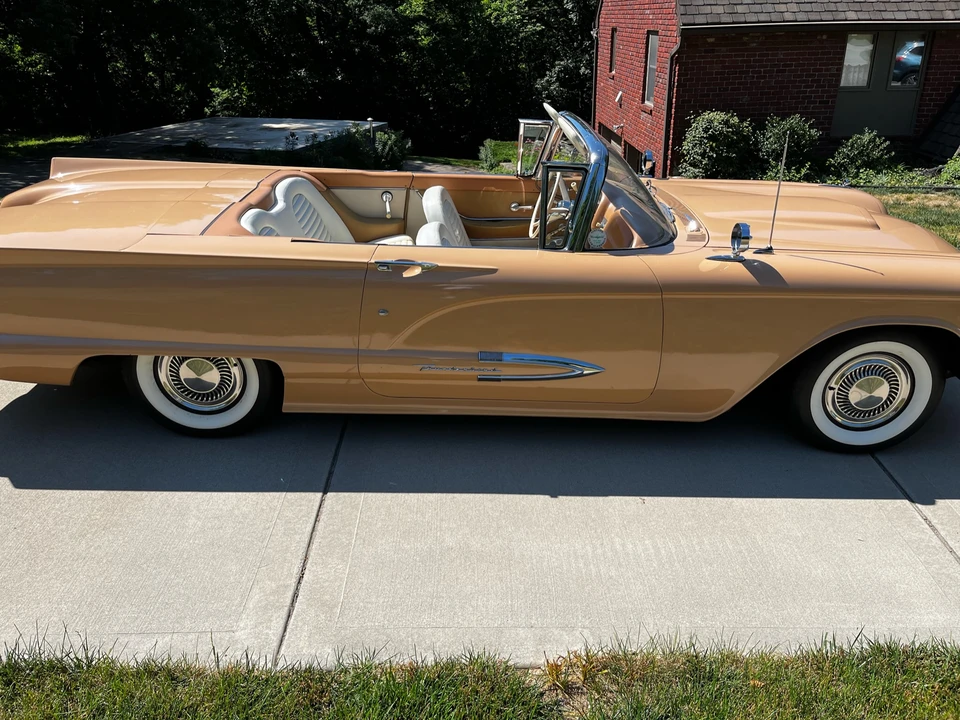 1959 Ford Thunderbird 2nd Gen - Image 17 of 31