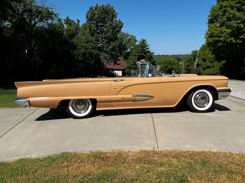 1959 Ford Thunderbird 2nd Gen - Image 24 of 31