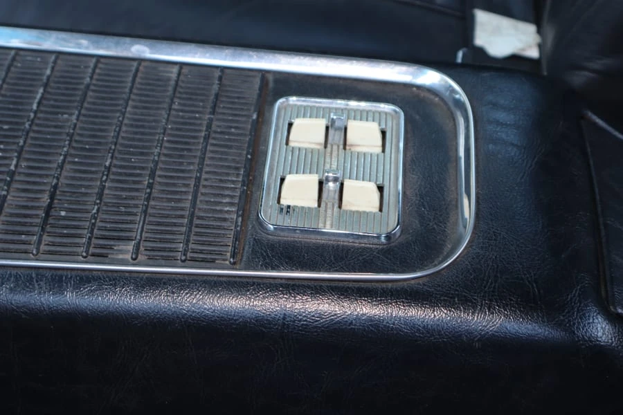 1959 Ford Thunderbird 2nd Gen - Image 10 of 13