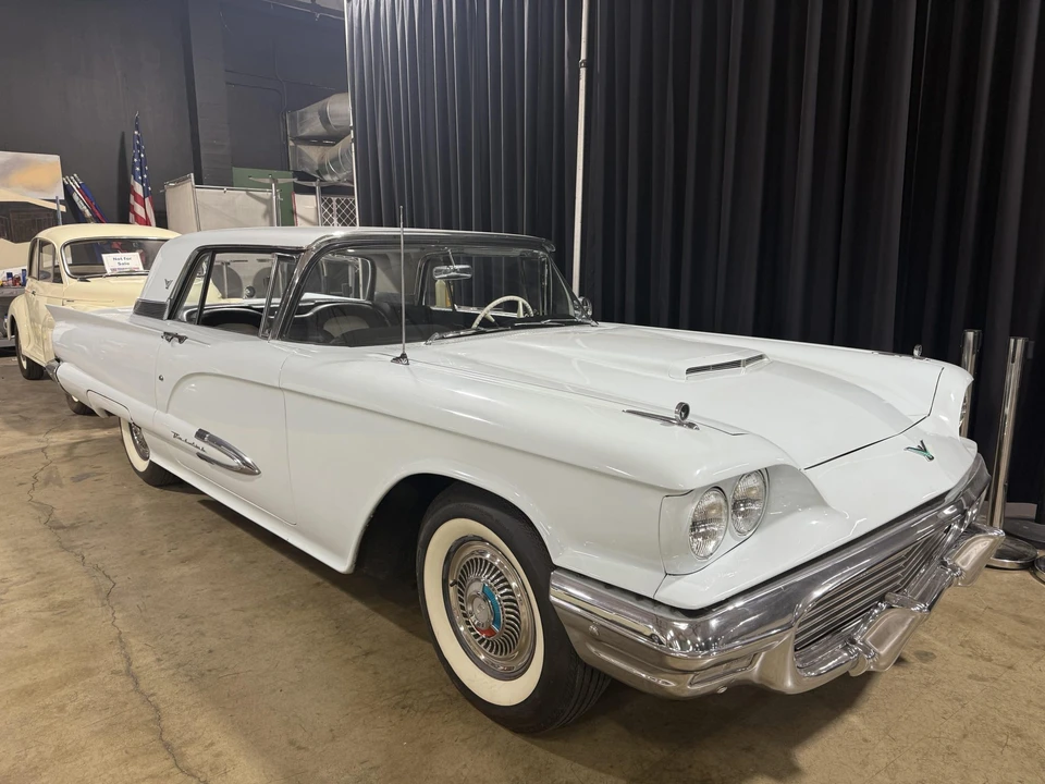 1959 Ford Thunderbird 2nd Gen - Image 14 of 31