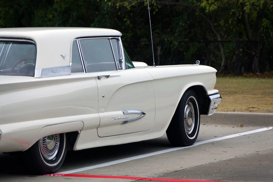 1959 Ford Thunderbird 2nd Gen - Image 19 of 31