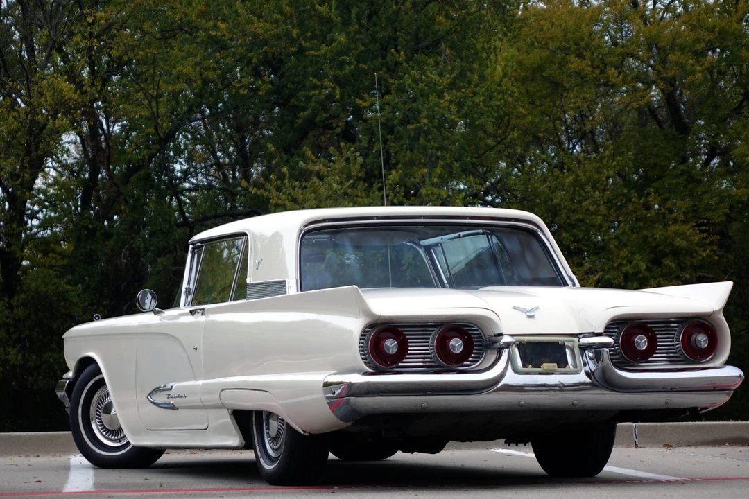 1959 Ford Thunderbird 2nd Gen - Image 12 of 31