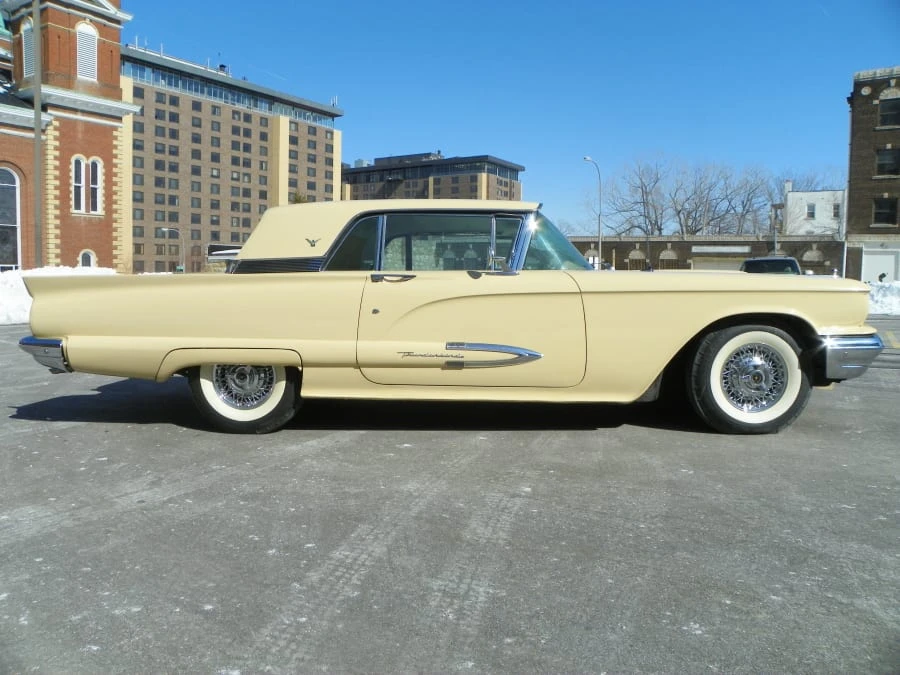 1959 Ford Thunderbird 2nd Gen - Image 2 of 6