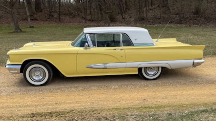 1959 Ford Thunderbird 2nd Gen - Image 4 of 11