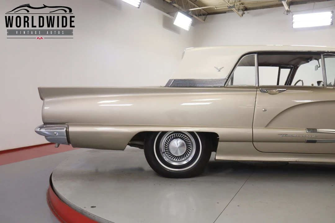 1959 Ford Thunderbird 2nd Gen - Image 9 of 12