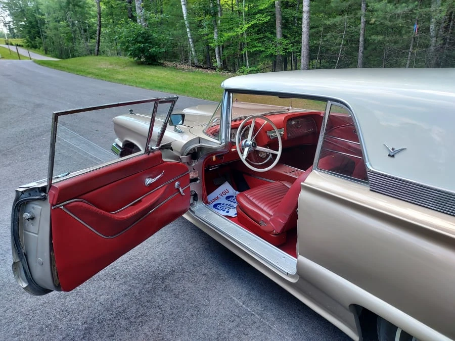 1959 Ford Thunderbird 2nd Gen - Image 6 of 7
