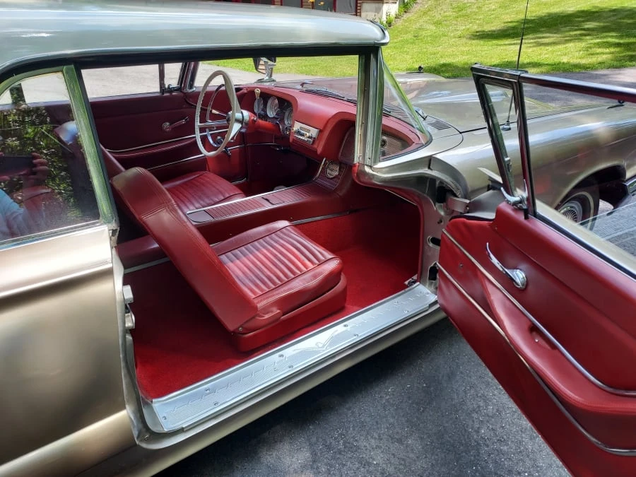 1959 Ford Thunderbird 2nd Gen - Image 5 of 7