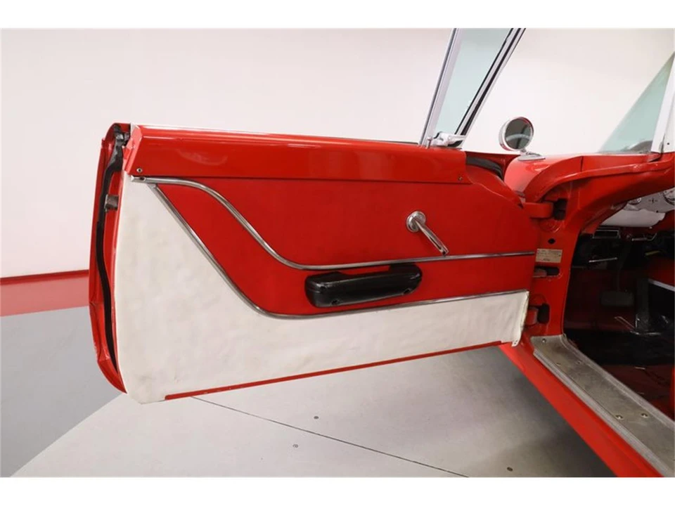 1959 Ford Thunderbird 2nd Gen - Image 25 of 31