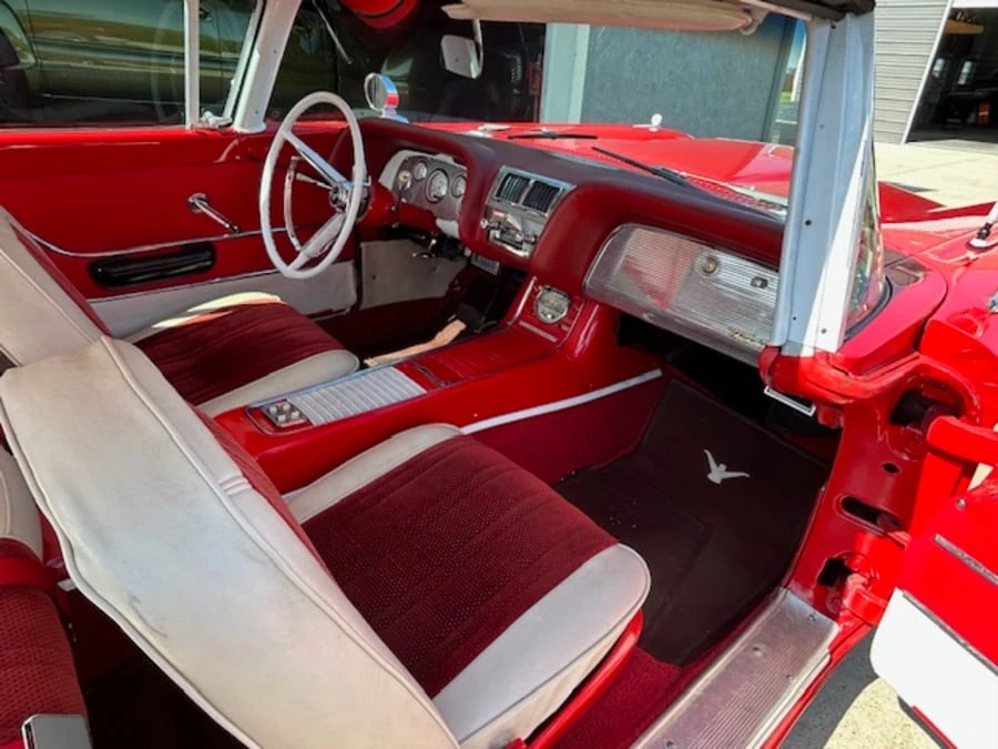 1959 Ford Thunderbird 2nd Gen - Image 28 of 31