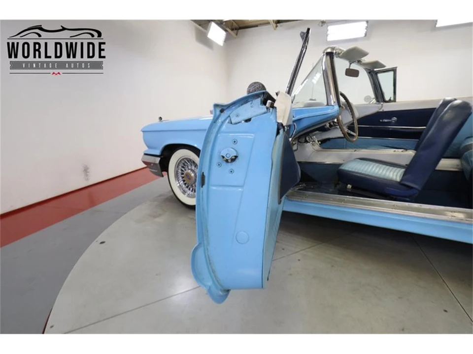 1959 Ford Thunderbird 2nd Gen - Image 26 of 31