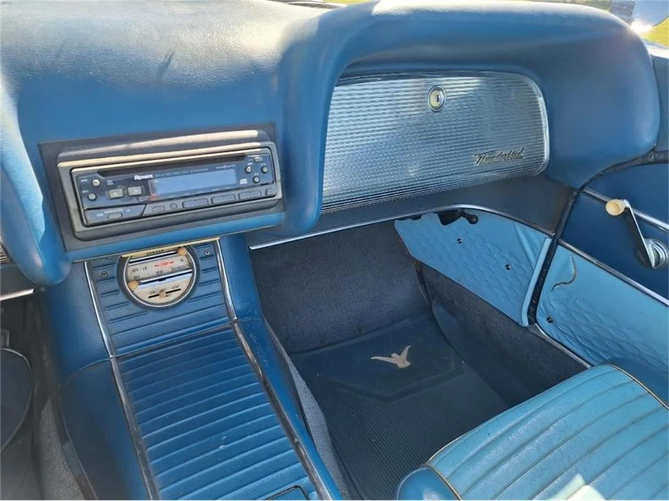 1959 Ford Thunderbird 2nd Gen - Image 19 of 31
