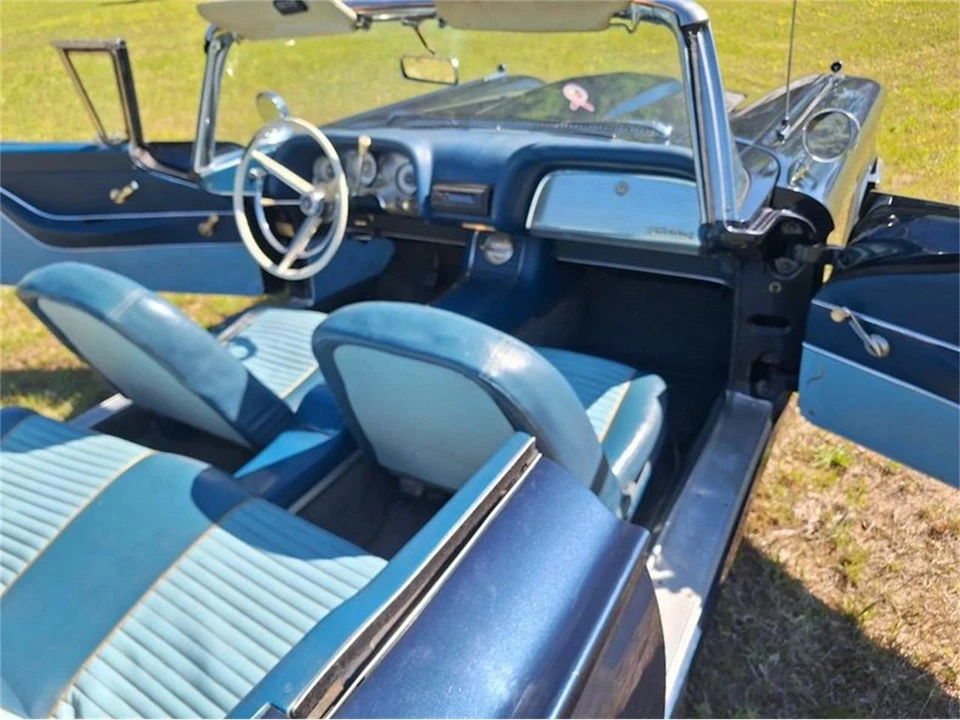1959 Ford Thunderbird 2nd Gen - Image 16 of 31