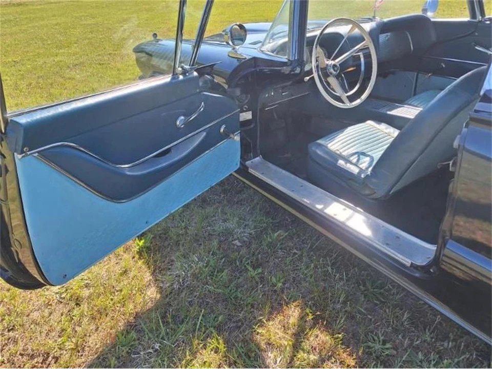 1959 Ford Thunderbird 2nd Gen - Image 14 of 31