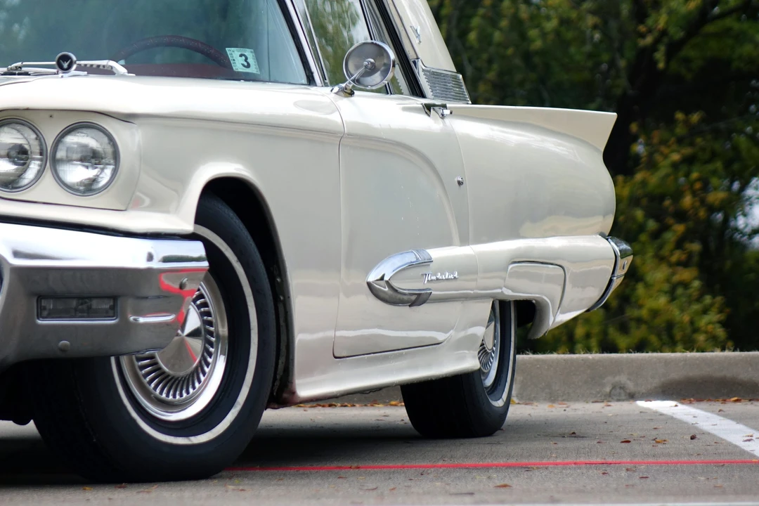 1959 Ford Thunderbird 2nd Gen - Image 27 of 31