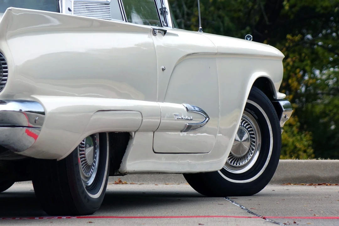 1959 Ford Thunderbird 2nd Gen - Image 23 of 31